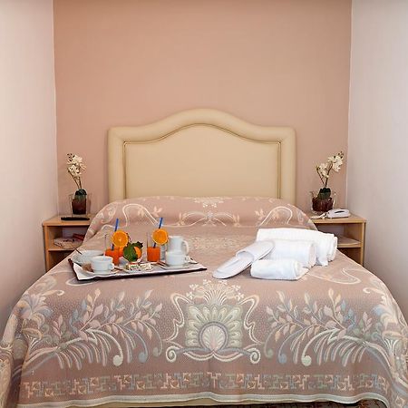 מסה לוברנסה Hotel Caruso מראה חיצוני תמונה
