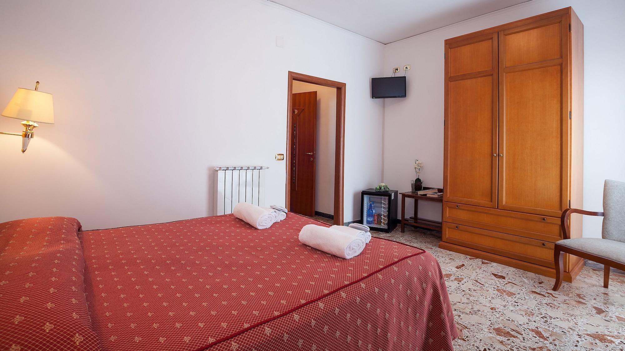 מסה לוברנסה Hotel Caruso מראה חיצוני תמונה