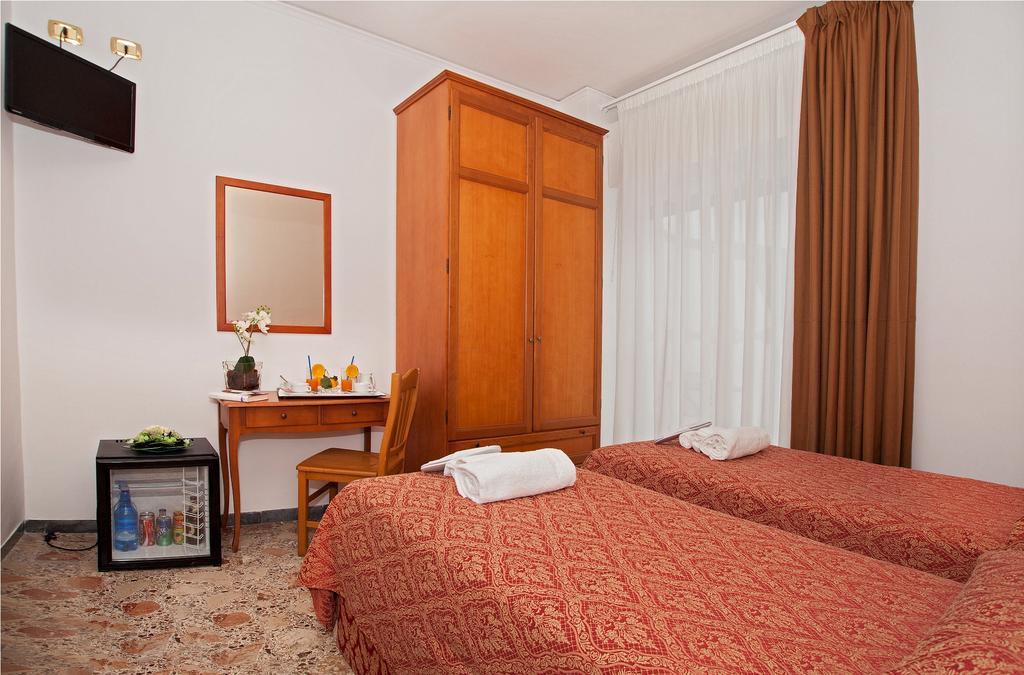 מסה לוברנסה Hotel Caruso מראה חיצוני תמונה